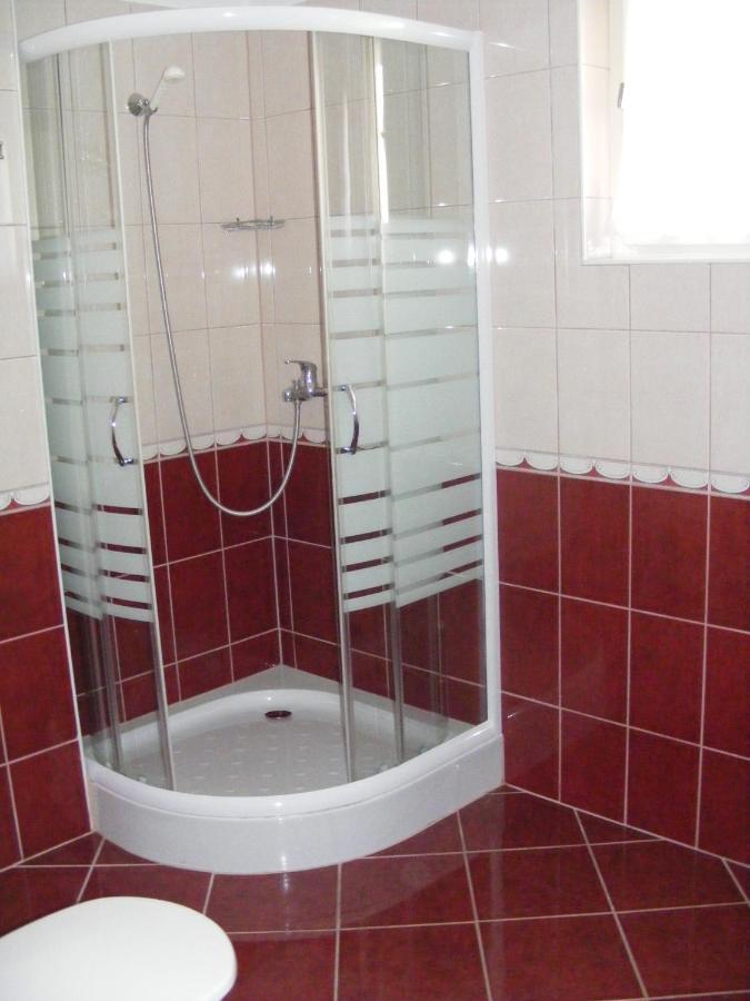 Apartment Erika Apartmanhazak Heviz
