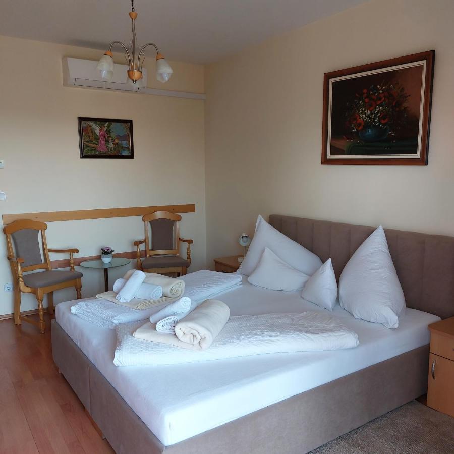 Апартаменти Erika Apartmanhazak
