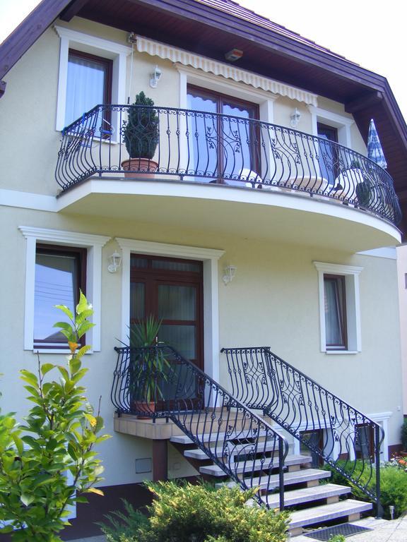 Apartment Erika Apartmanhazak