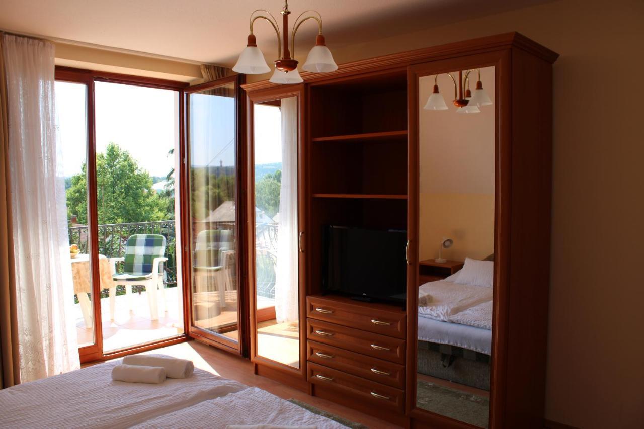 Apartment Erika Apartmanhazak *